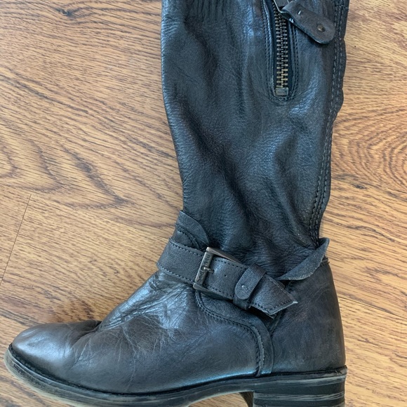 Boots - Picture 2 of 2